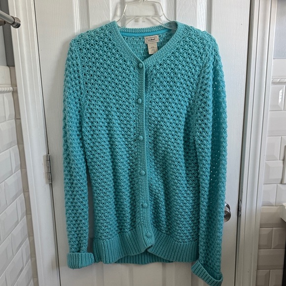 L.L. Bean - Picture 2 of 4